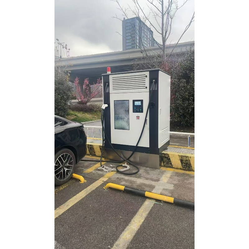 Solar Charge Storage Integrated Unit Use for Electric Car Energy Supply