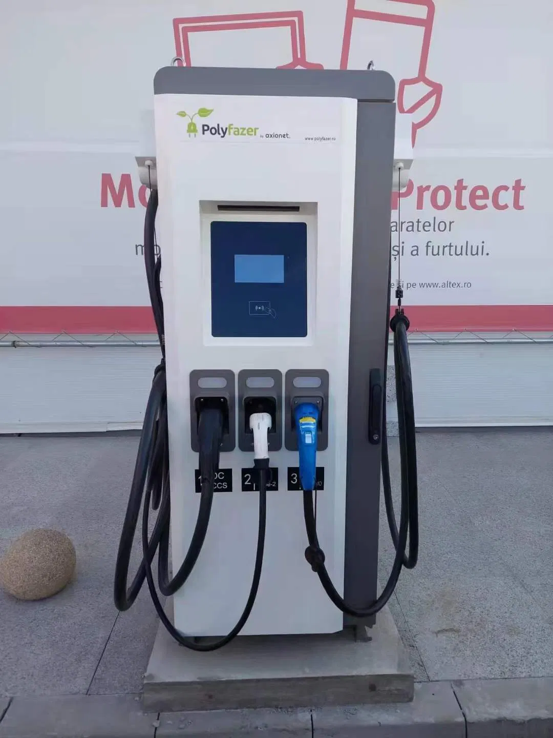 120kw Ultra Fast Commercial EV Charger Electric Vehicle Charging Station Mobile APP Pay