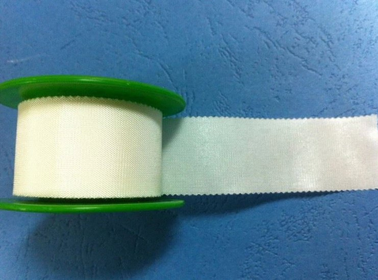 Medical Tape Non-Woven Fabric Paper Tape Adhesive Tape PE Perforated Breathable