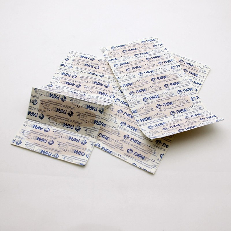 Custom 15PCS Flexible Grid PU Anti-Bacterial Overall Adhesive Bandage