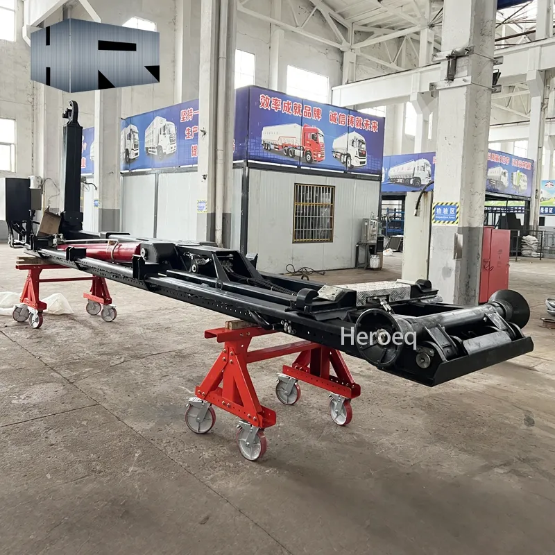Hook Lift System 4