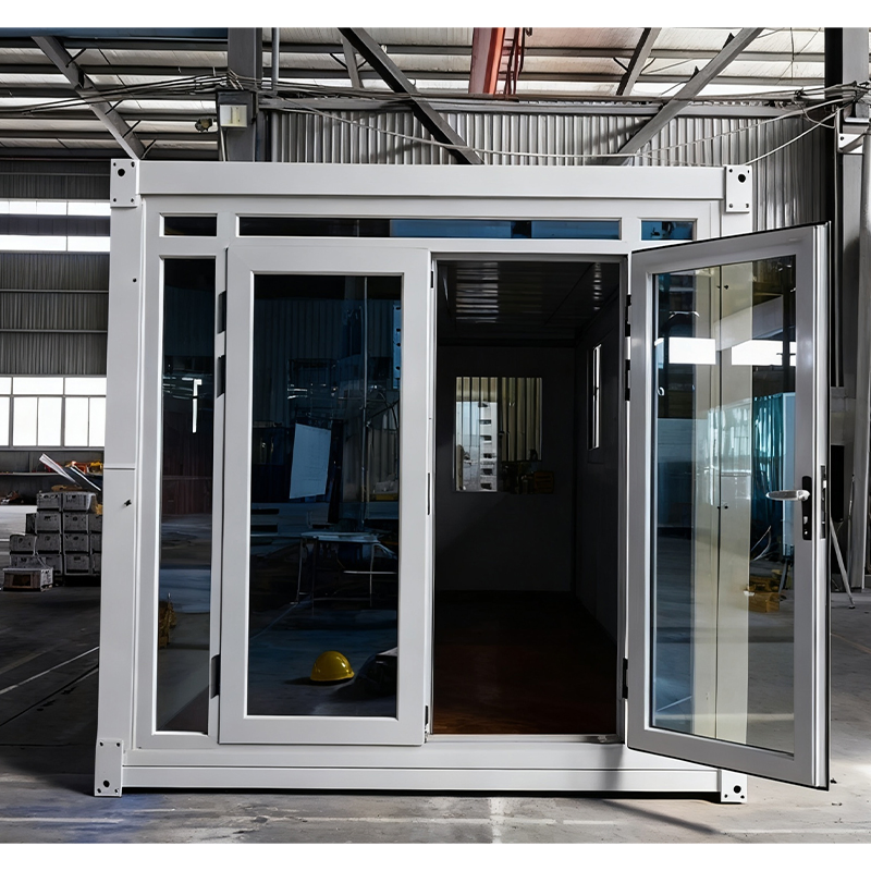 Flat-Transport Prefab Buildings with Full Living Functions