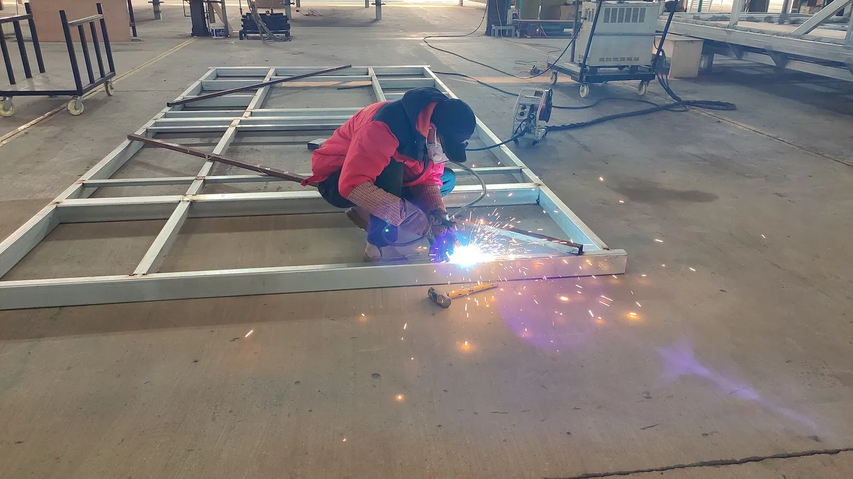 Safe Eco-Friendly Modular Stackable Transportable Capsule House