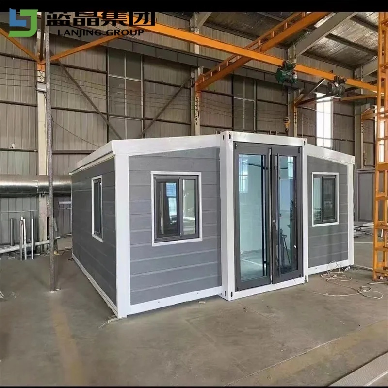 20FT/40FT Luxury Folding Shipping Prefabricated Steel Container House Hotel Office Portable Mobile Modular Tiny Living Prefab/Expandable Transportable Building