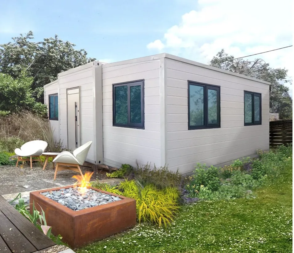 Expandable House Detail 1