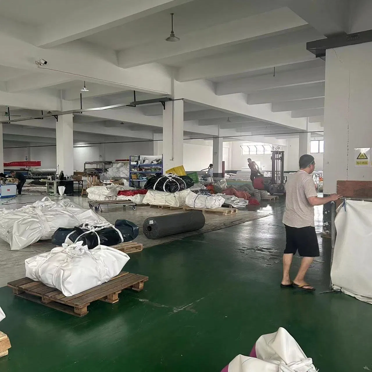 Waterproof Architectural Tension Fabric Roof Stadium Tensile Structure Padel Tennis Court Tent Roofs Structure