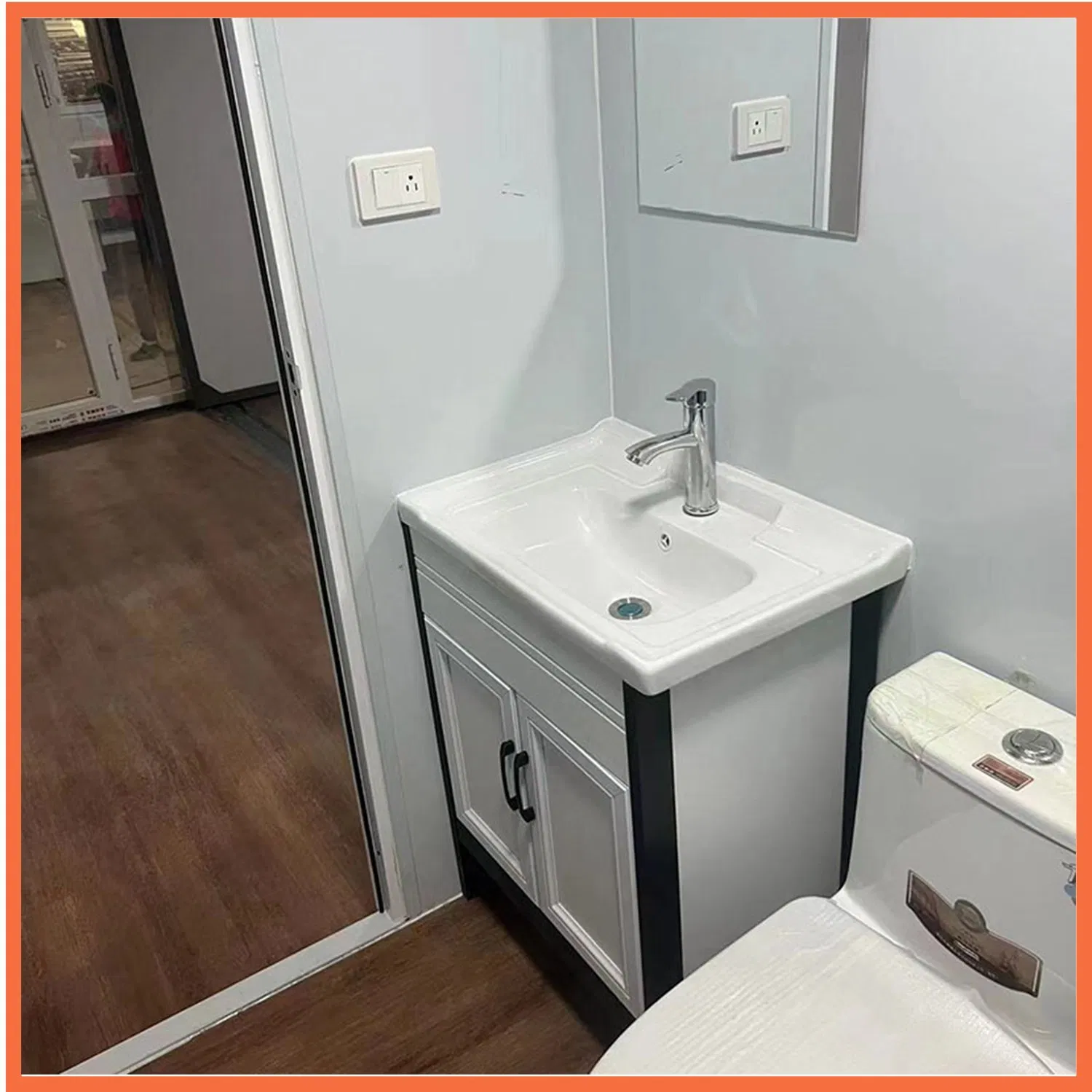 20 40 Foot Container 3-Bedroom Residential Expandable Container Residential Units