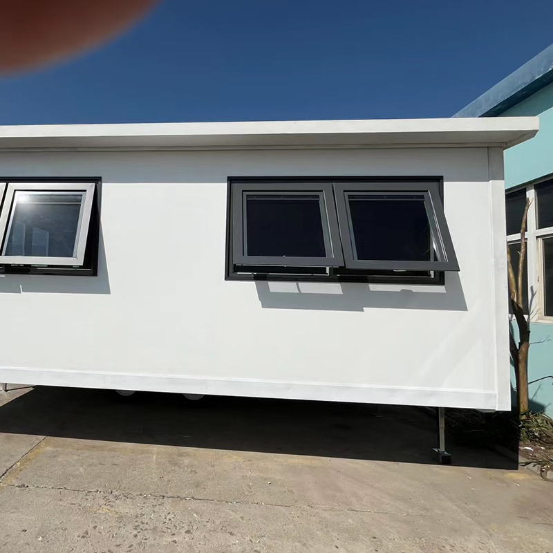 Hot Insulation Prefab Container House/Prefabricated Beach/Expandable Holiday Housing