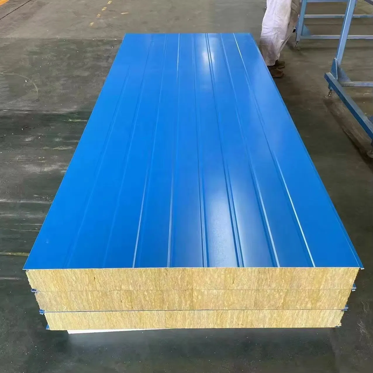 Soundproof Fire Resistant Eco-Friendly Cold Storage Sandwich Panel with 5+ Year Warranty-for Medical/Pharmaceutical Cold Rooms