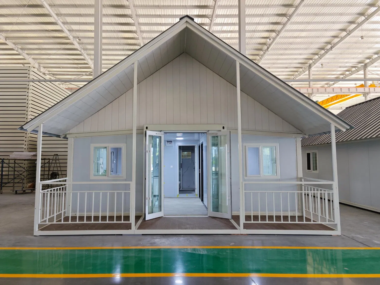 40FT Double-Wing Expandable Container Housing for Residential, Commercial, and Office Use