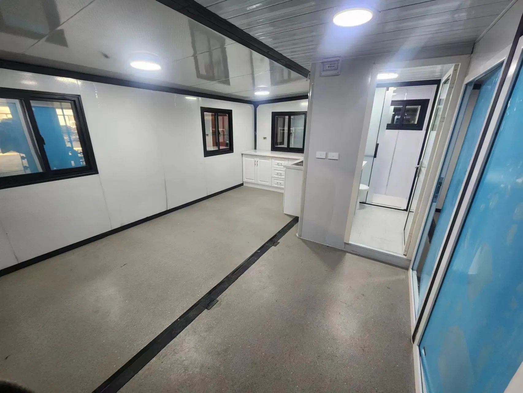 20FT Prefab Mobile Modern Luxury Fold out So Easy Modular Hotel Container Housing