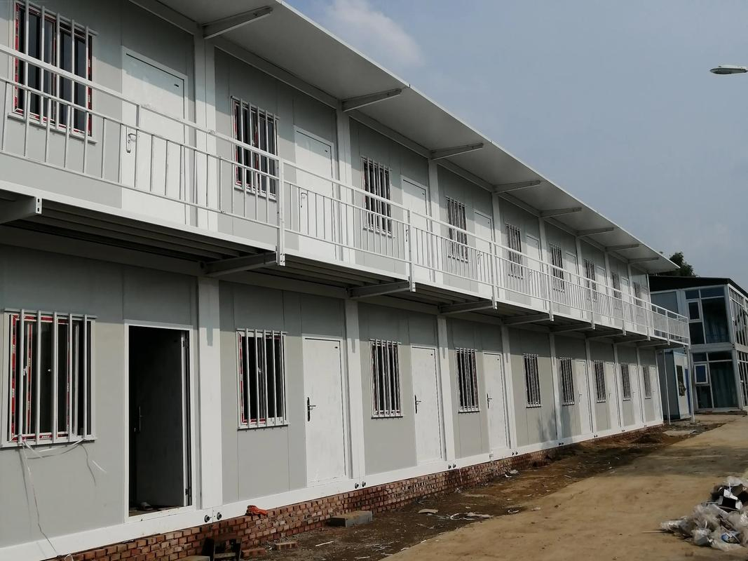 2025 Numerous Customization Options Multi Functional Fireproof Multi-Storey Residential Container House Construction Site Office Area Steel Structure