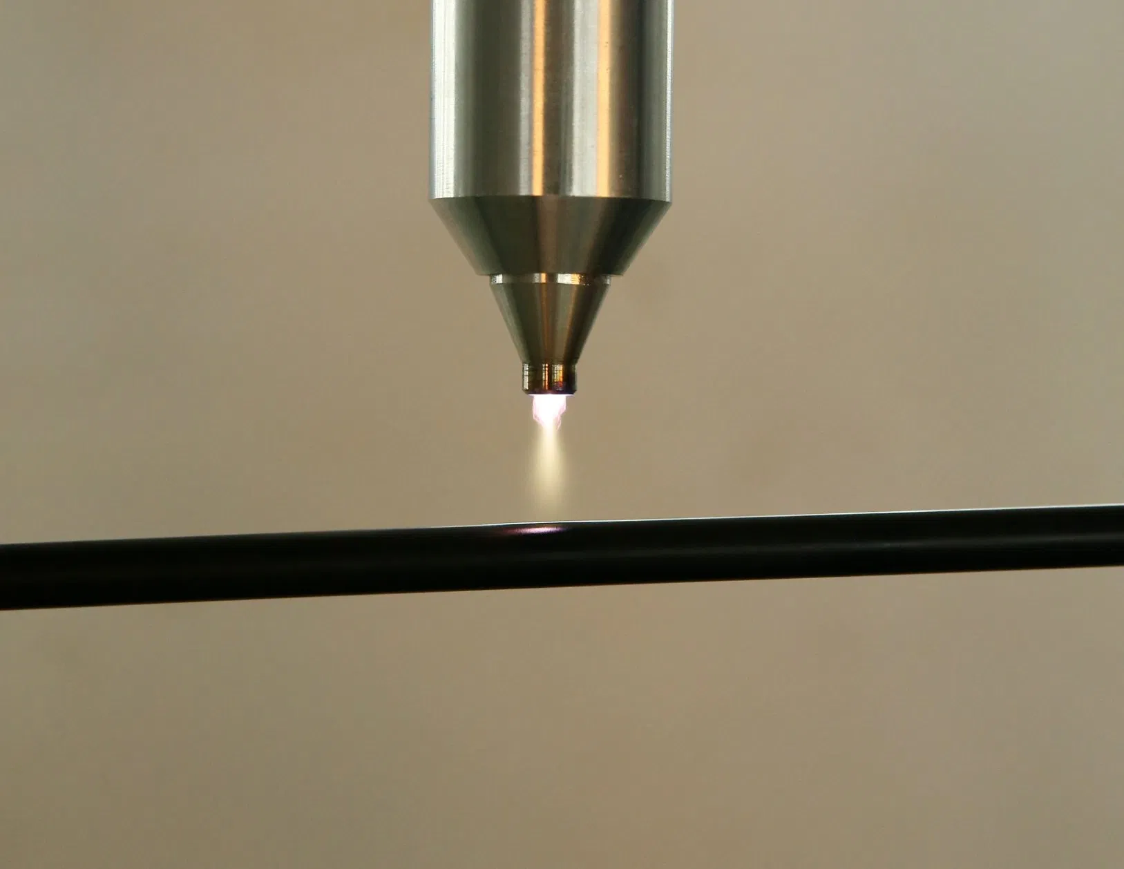 Plasma Treatment System for Plastic Surface Cleaning