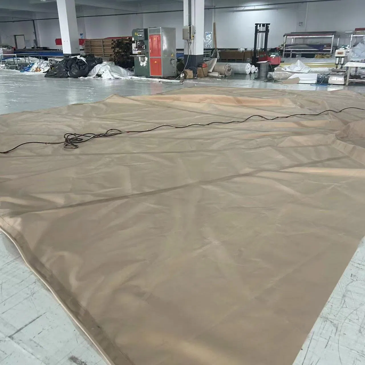 Surface Treatment PVDF Tent Membrane Structure Tent Fabric Roof Tensile Membrane Structure Fabric for Wedding Party / Restaurant