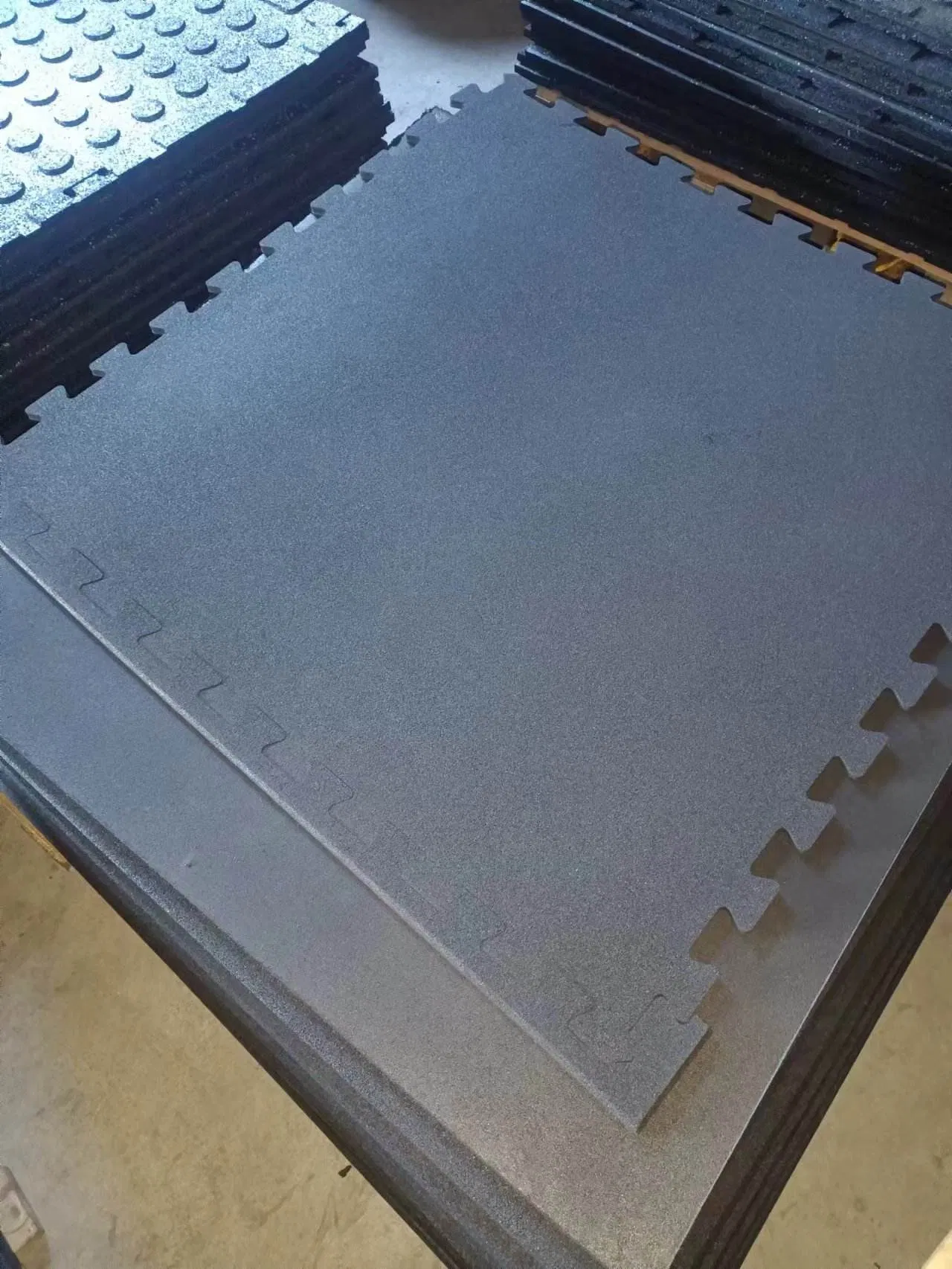 Premium Rubber Gym Flooring Mat From Shanxi China Gym Flooring Rubber Mat