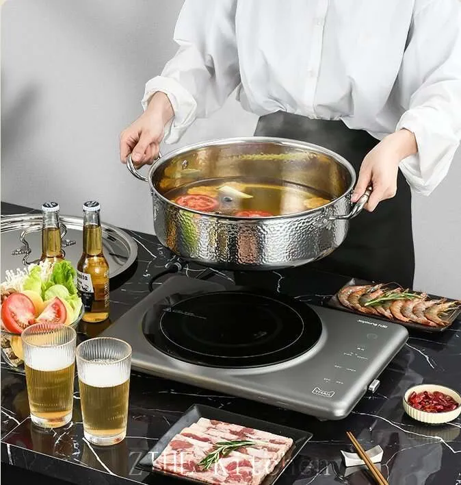 أدوات طهي ذهبية
