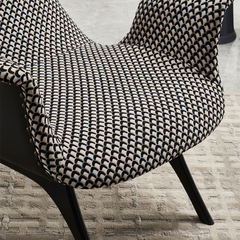 Nordic Creative Lounge Wooden Frame Fabric Arm Leisure Chair Ottoman Hotel Living Room Hotel Wingback Single Accent Sofa Chair