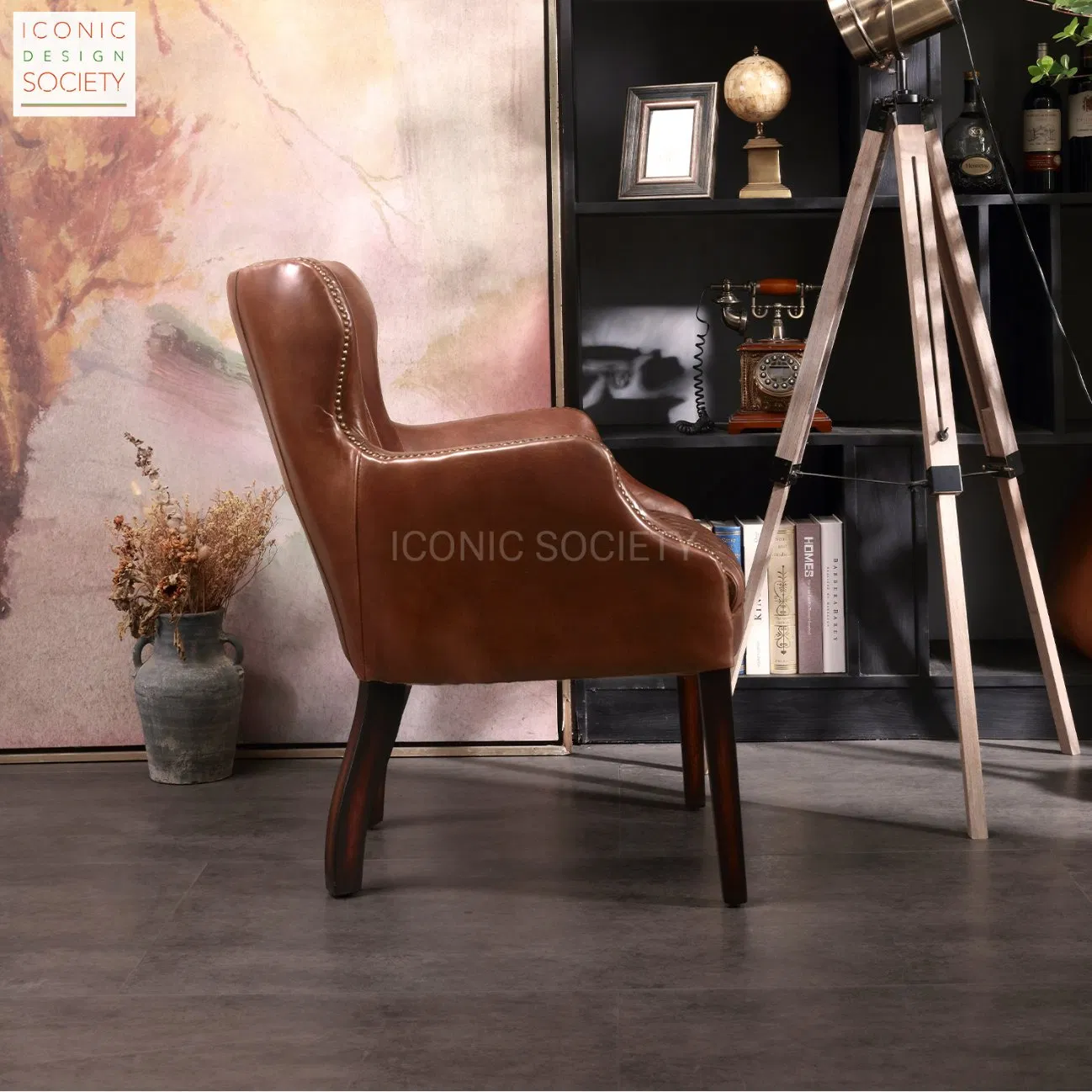 Vintage Living Room Furniture Wooden Frame Hotel Wingback Club Chair Chesterfield Genuine Leather Chair