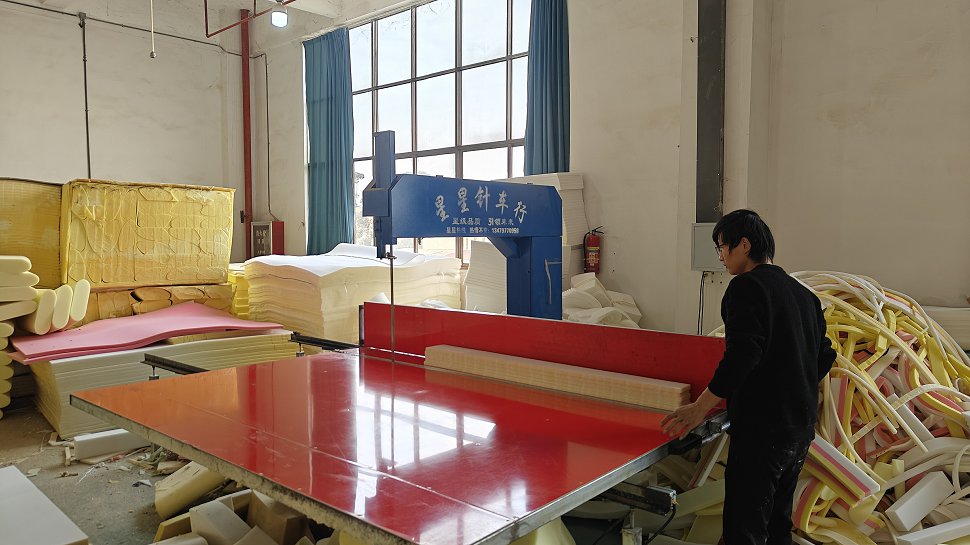 Cotton opening process for sofa cushion filling
