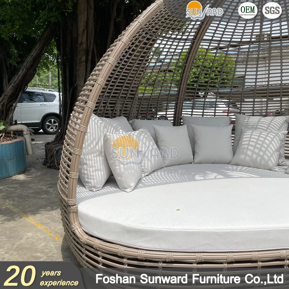 Modern Design Garden Patio Rattan Sunbed Outdoor Leisure Sofa Bed Bird Nest Daybed