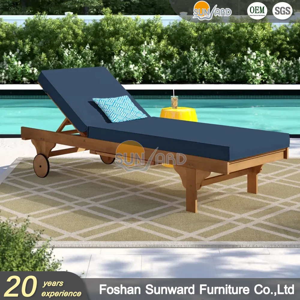 Hôtel de jardin moderne personnalisé avec piscine, villa de maison de plage, chaise longue en teck d'extérieur avec coussin