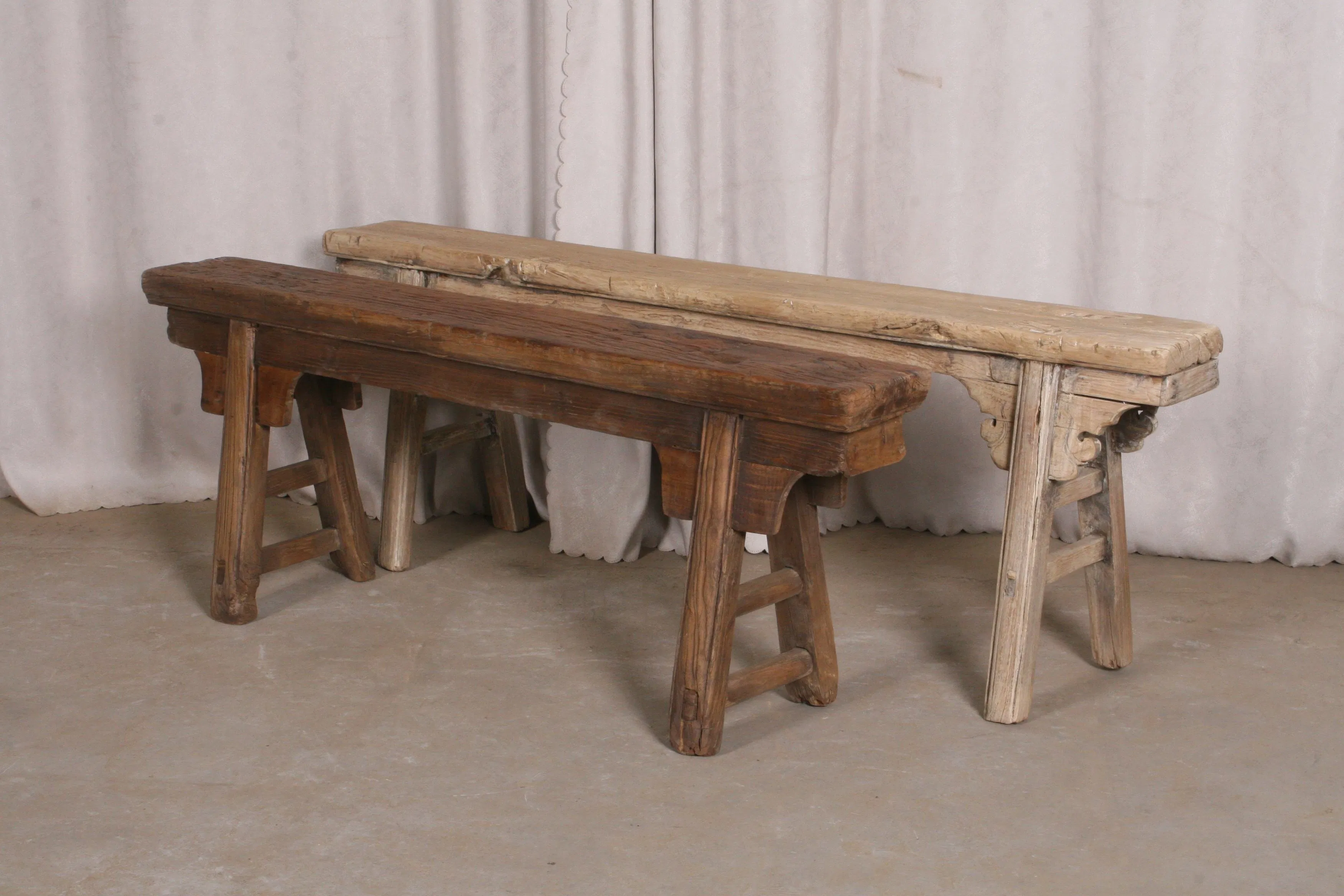 High-Quality Solid Wood Dining Bench for Indoor Spaces