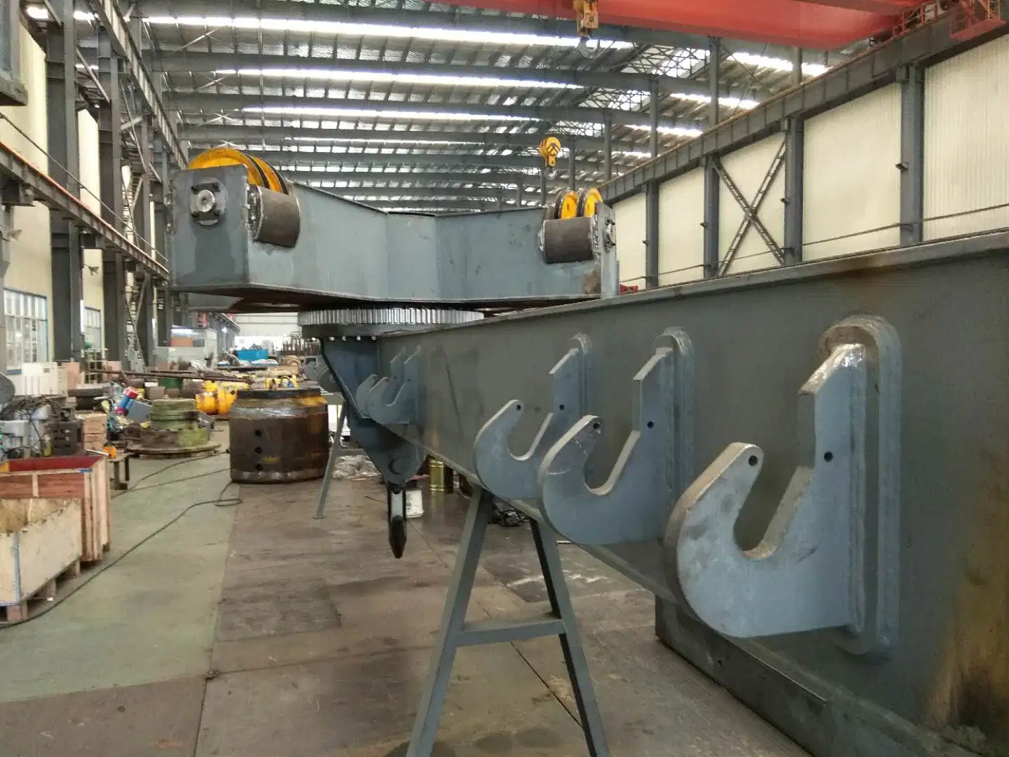 Rotating Spreader Beam for Lifting Magnet Attachments