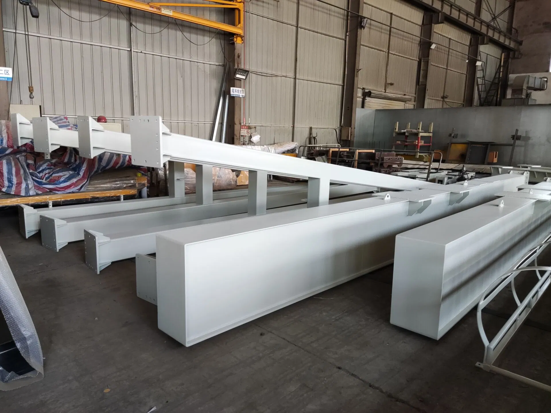 -40 Degree Low Temperature 4.5m Cantilever Single Girder Gantry Crane with Cabin