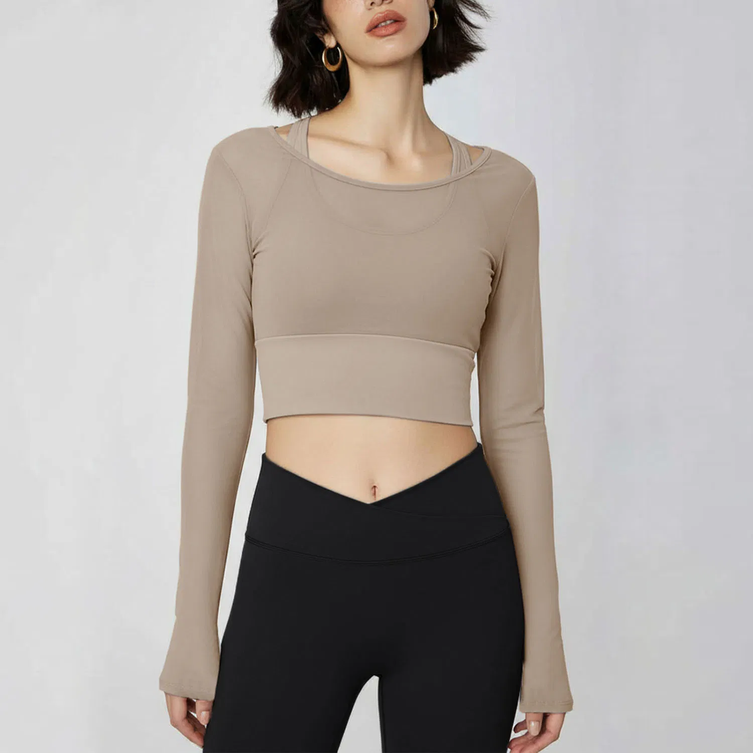 Camisetas deportivas de manga larga ajustadas para mujeres Qumor, con doble capa, sexy, de malla, con parche, tops de yoga cortos, con almohadillas para el sujetador