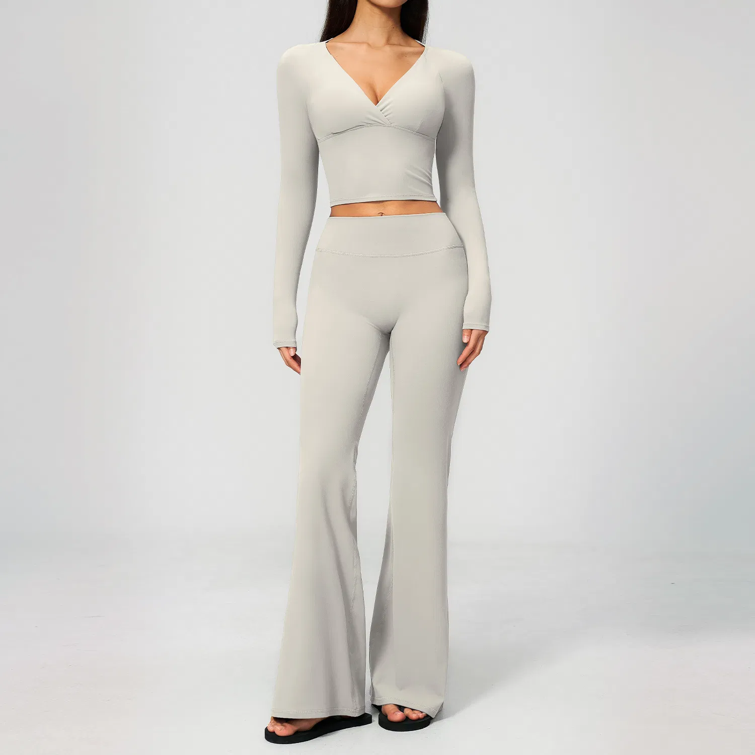 Nueva llegada de chándal de yoga para mujeres en crema, de secado rápido, alta elasticidad y cintura alta, ropa deportiva para correr y fitness al aire libre