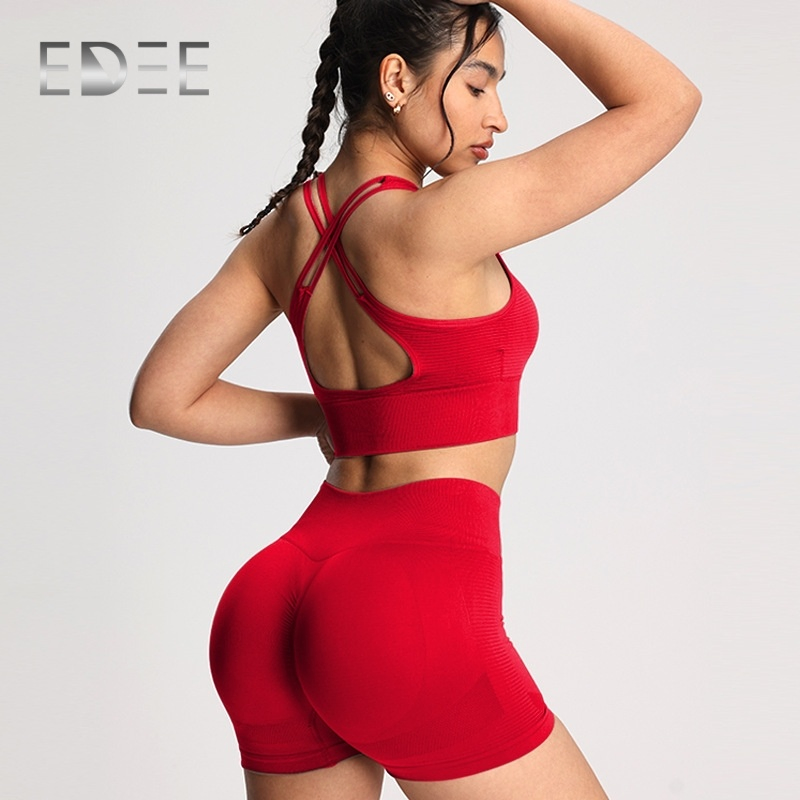 Colección de Ropa de Gimnasio Elegante para Amantes del Fitness y Atletas