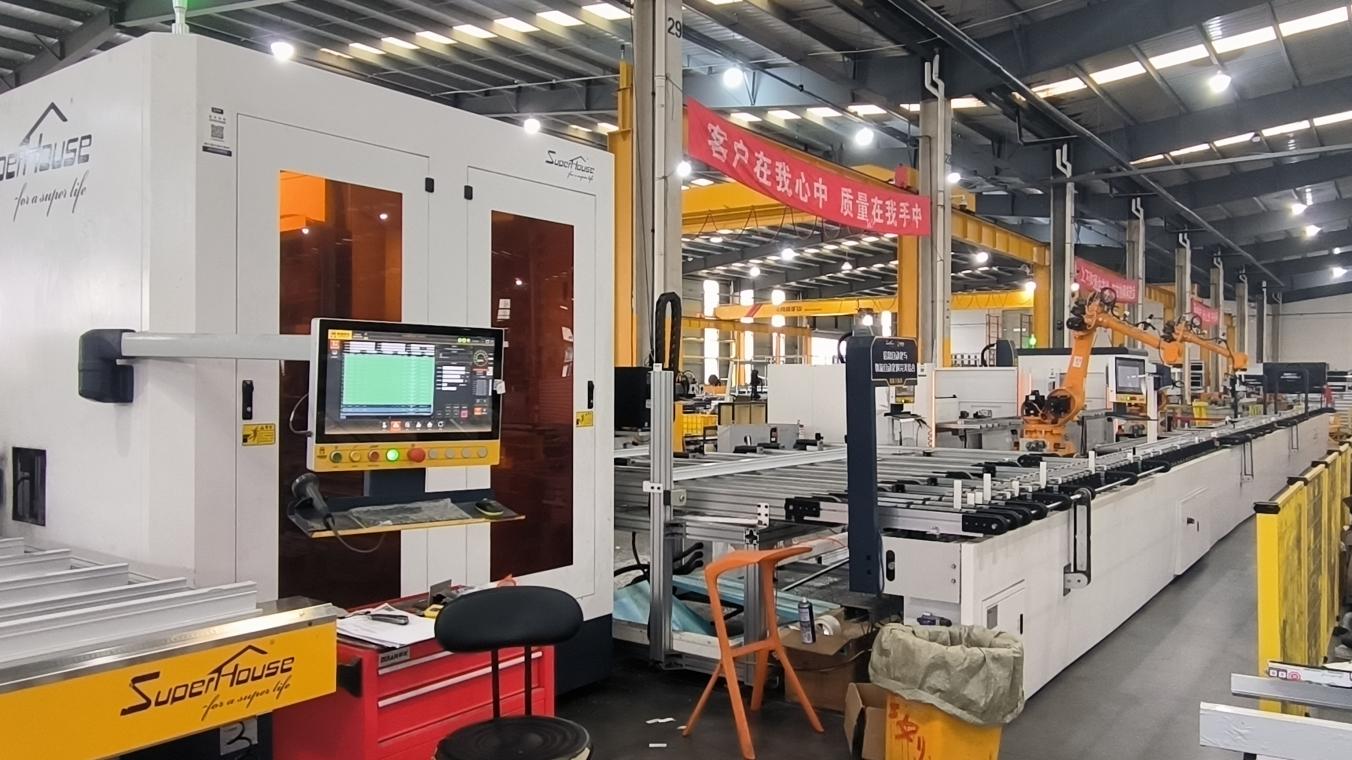 CNC Milling Machine for custom door designs
