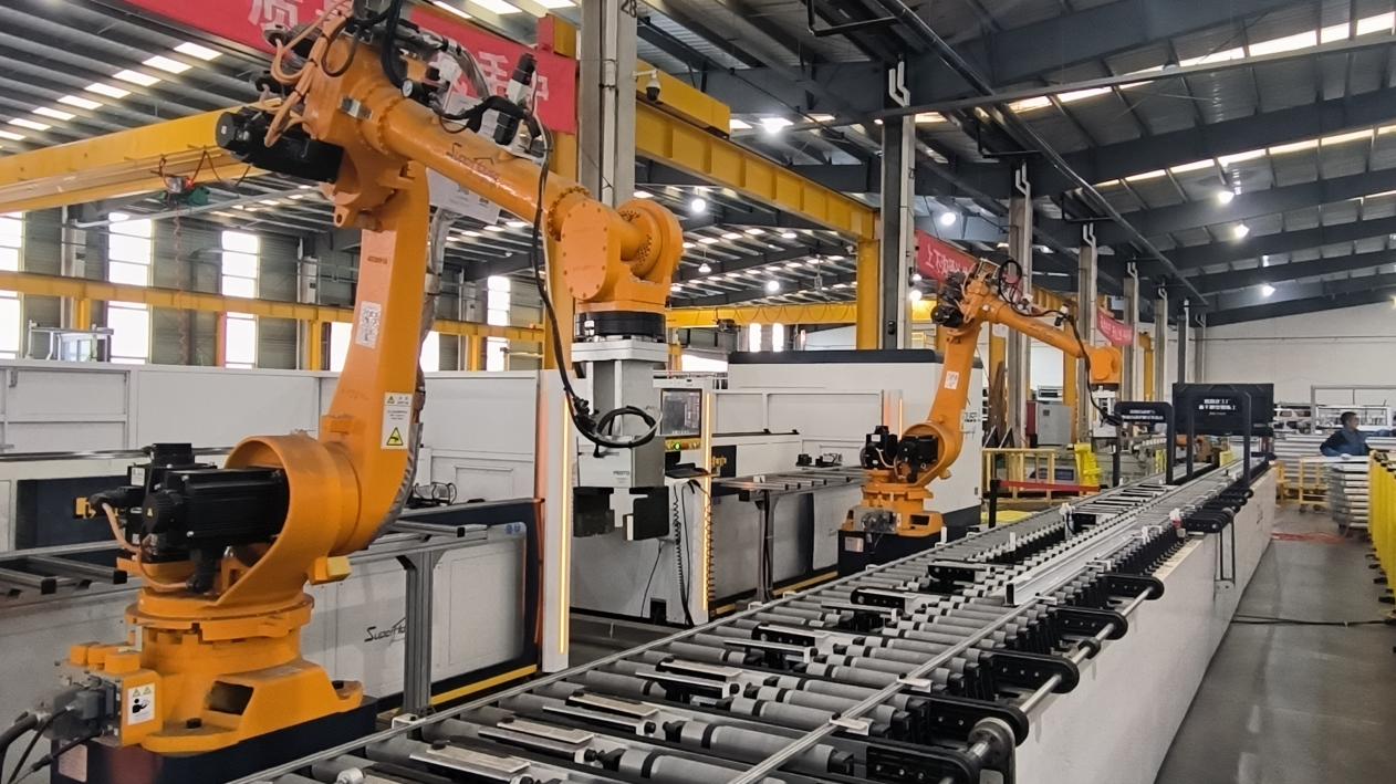 Intelligent automated sorting of door parts