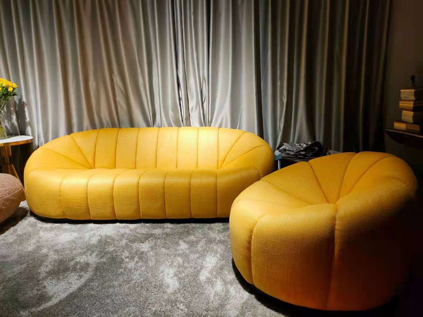Nordic-style Light Luxury Eco-Friendly Upholstered Lambswool Fabric Three Seat Chesterfield Sofa Pumpkin-shaped Minimalist Sofa