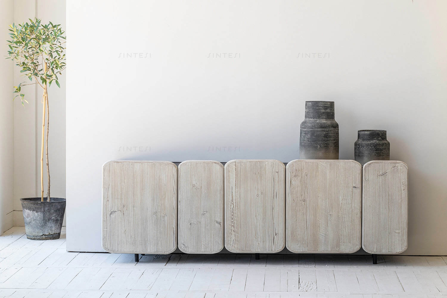 Minimalist Furniture Japanese-inspired Nordic Sideboard Reclaimed Pine TV Cabinet Contemporary Display Cabinet Wooden Cabinet
