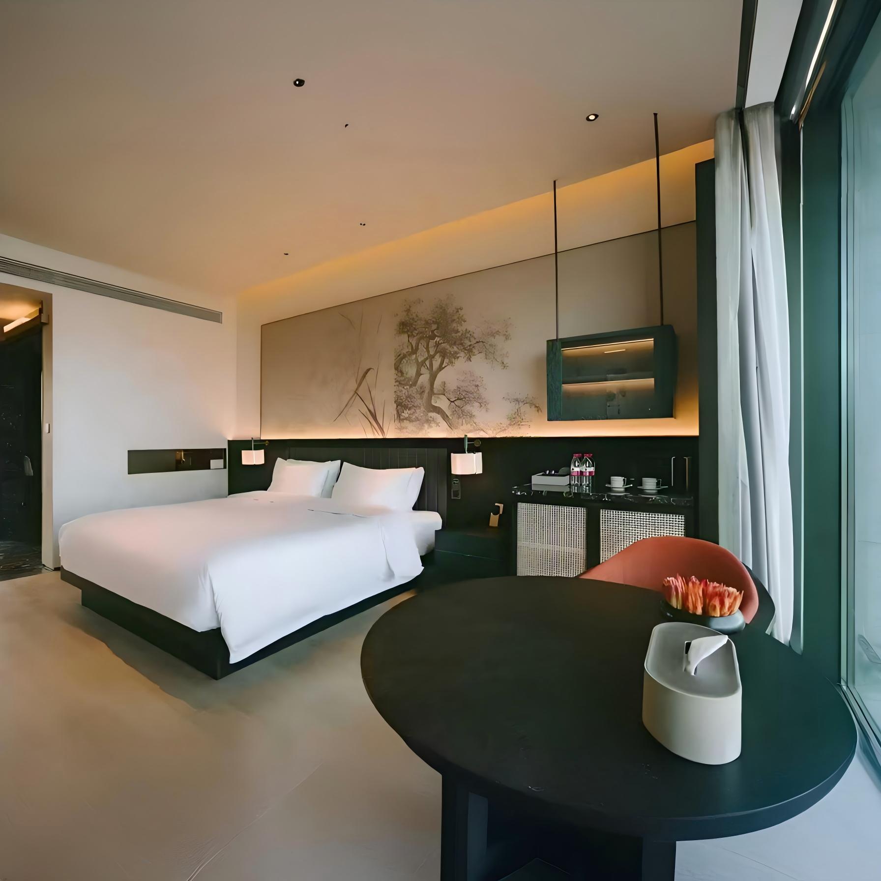 Hotel Bedroom Furniture Set| Bed Head Board Night Stand Ward Robe| Custom Hotel Room Set