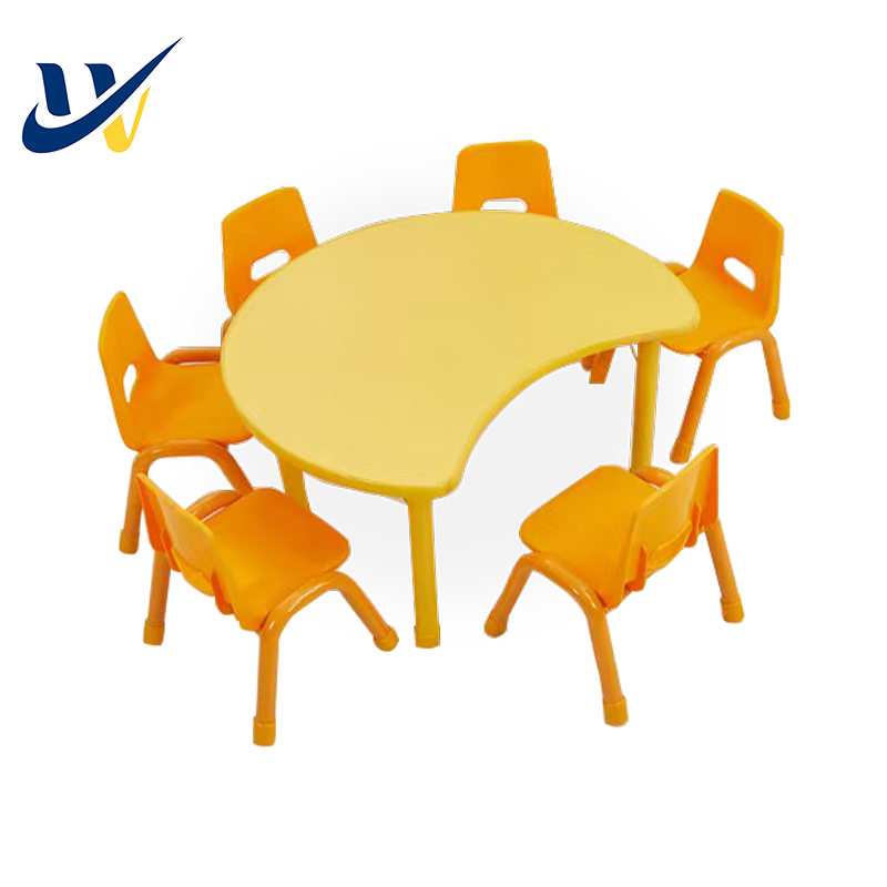 Colorful Kids Furniture Nursery School Moon Shape Tables Daycare Child Care Center Kindergarten Table and Chair Set