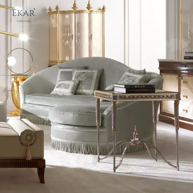 Italian - Style Living Room Side Table: Ornate Metal Frame, Decorative Detailing, Elegant Accent for Luxurious Spaces