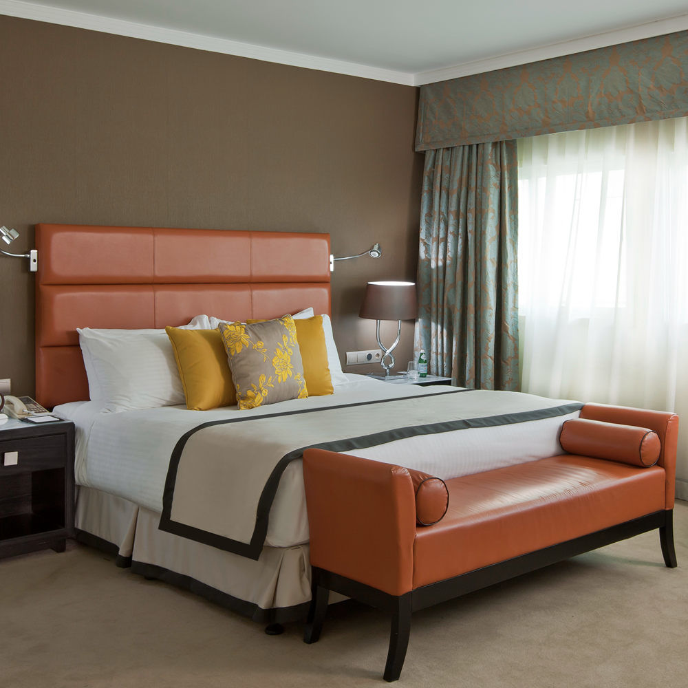 China Brand Factory Wooden Bedroom Furniture Home Furniture Bedroom Set Luxury Hotel Bedroom Furniture