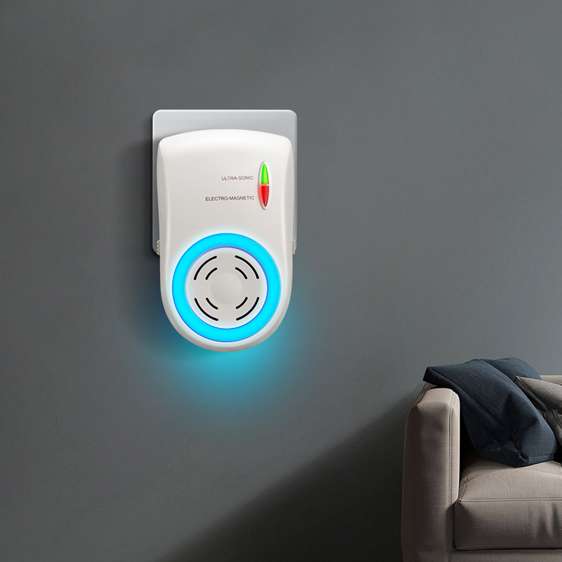 Utilize Electromagnetic Energy and Ultrasonic Waves for Pest Control with LED Light