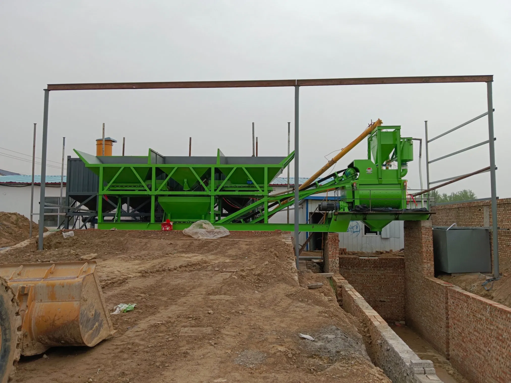 Free-Foundation Portable Concrete Mixer Machine Forced 50 M3/H Concrete Mixing Plant in China