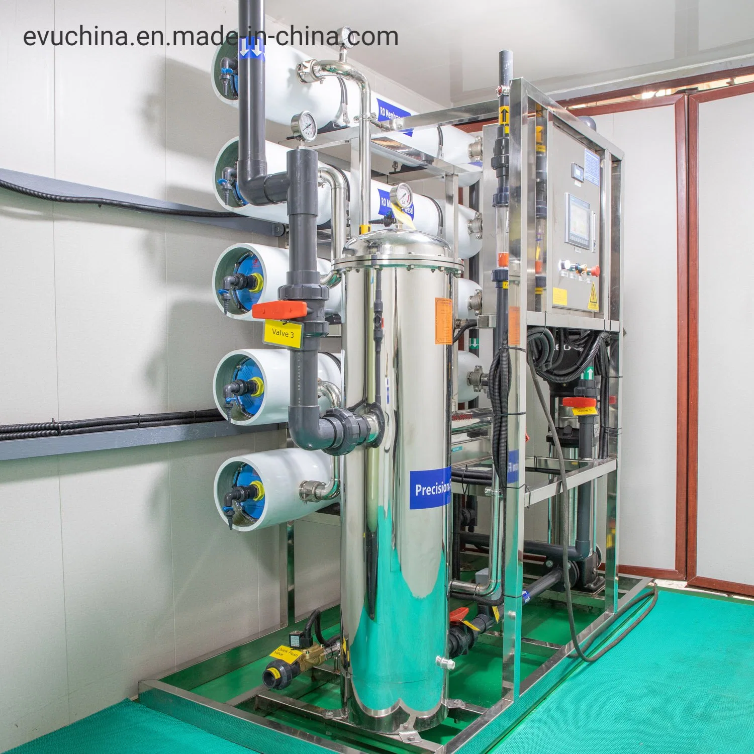 Integrated Seawater Reverse Osmosis Desalination Plant for Water Purification