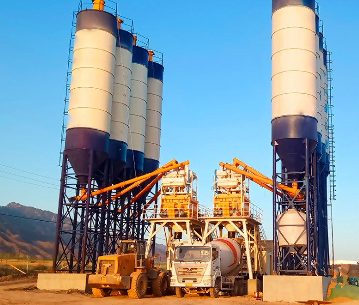 High-Performance Concrete Mixing Plant with Integrated Cement Storage
