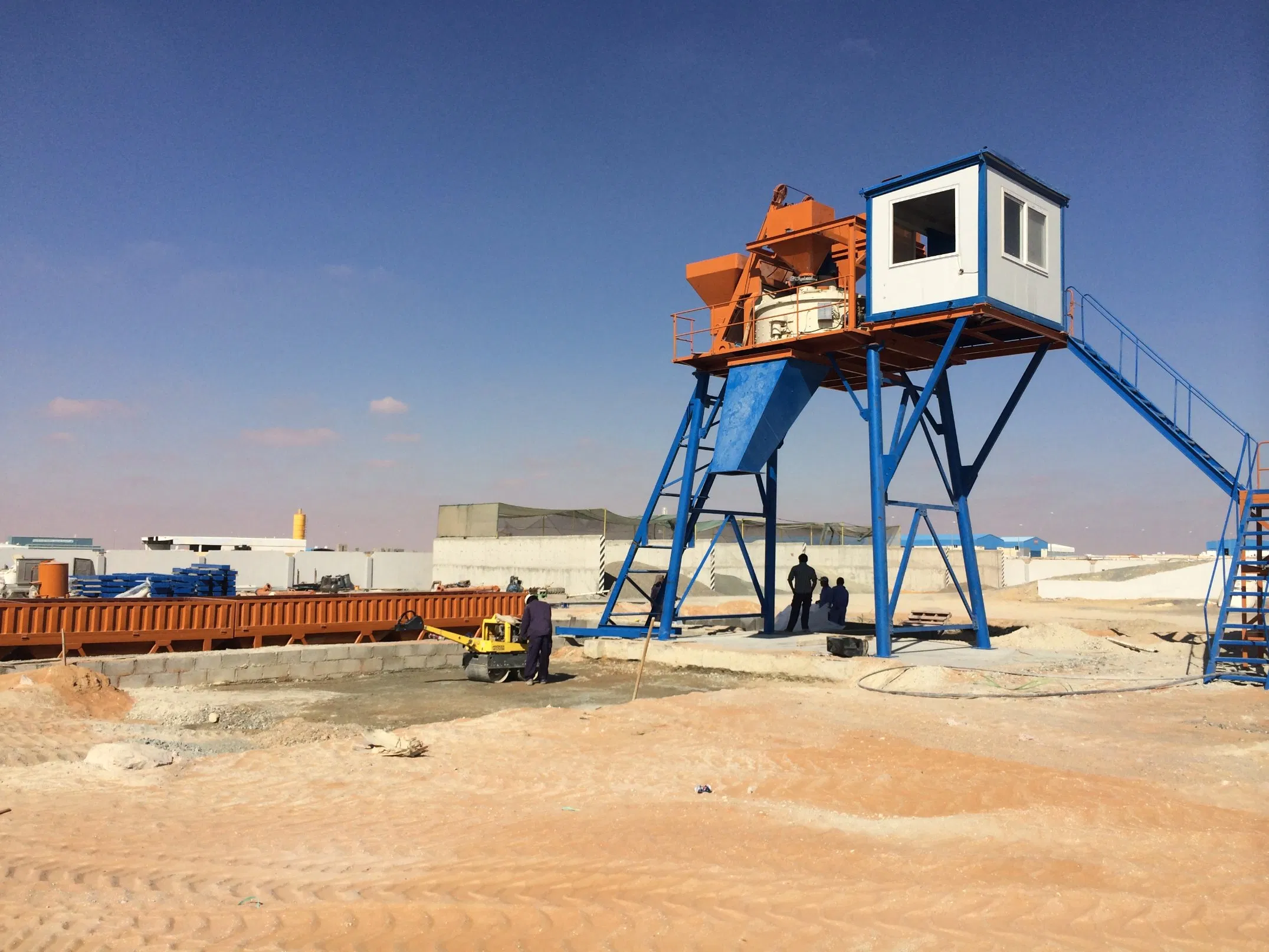 Hzs25/Hzs35/Hzs50 Mini Portable Ready-Mix Concrete Mixing Plant with Twin-Shaft Mixer