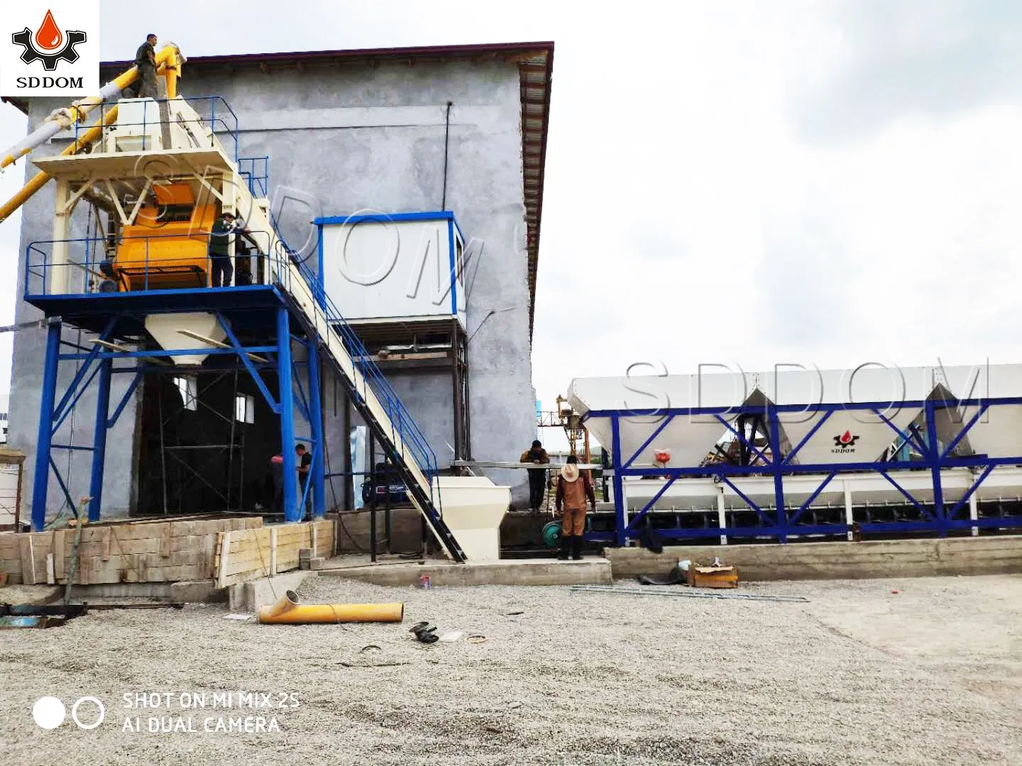 Factory Price 50m3/H Precast Dry Portable Ready Mobile Mini Mix Concrete Batching Plant for Sale
