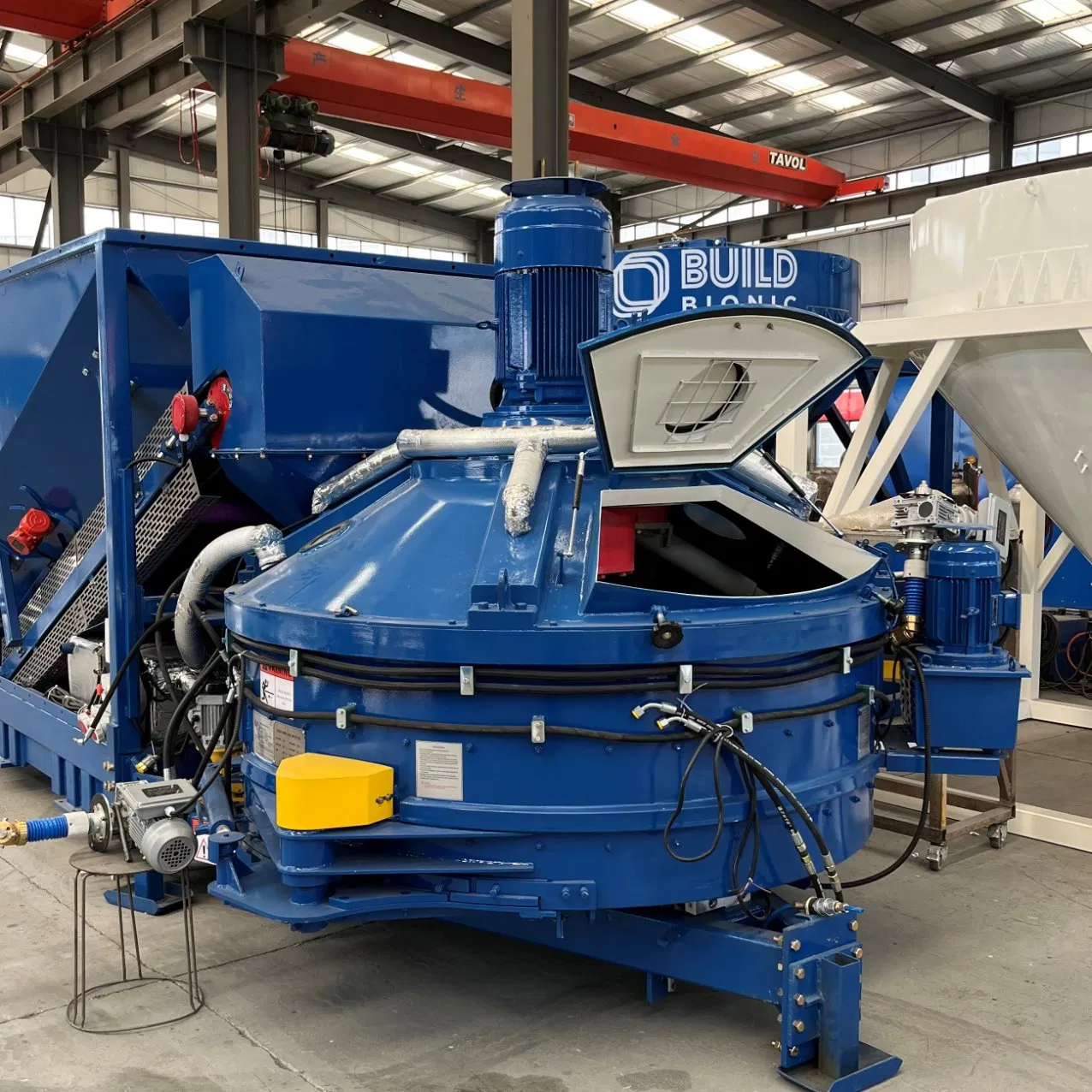 Trialer Type Mobile Mini Small Concrete Batching Mixing Plant for Construction Site