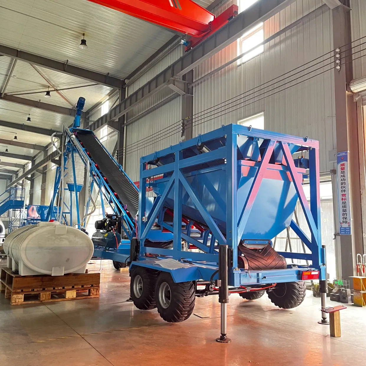 Sddom Mobile Type 50m3/H Dry Mix Concrete Batching Plant for Sale