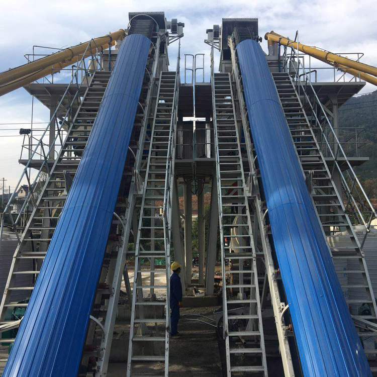 High-Performance Concrete Mixing Plant with Integrated Cement Storage