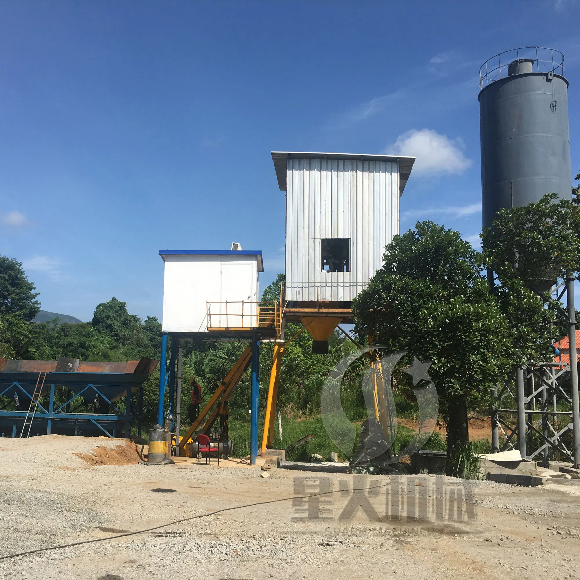 Small Hzs25 High Quality Precast Ready Mixed Concrete Batching Plant