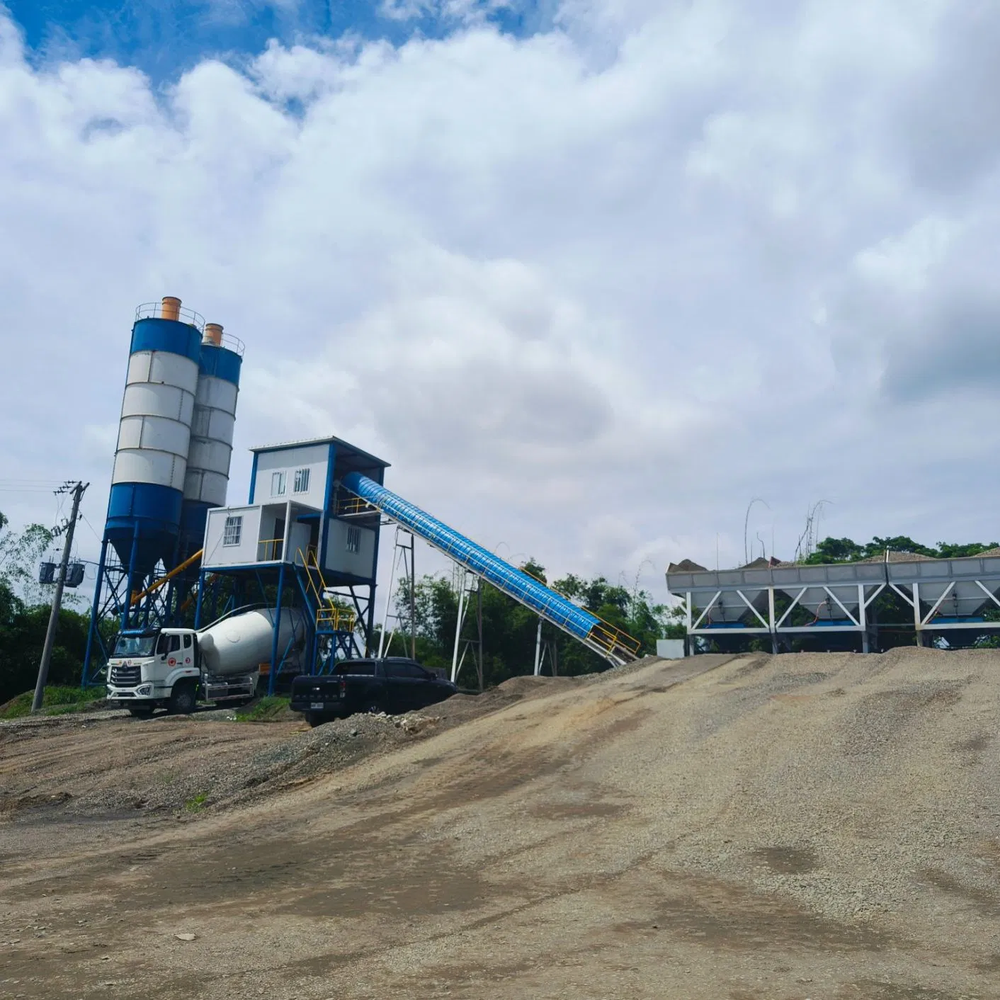 90m3/H Modular Concrete Batching Mixing Plant with 1.5m3 Per Batch Mixer